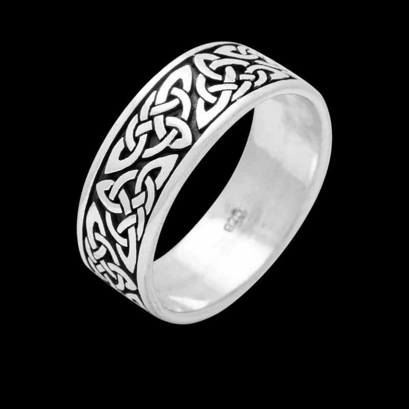 Anillo de Banda Triqueta Celta en Plata de Ley 925 Joyería VKNG