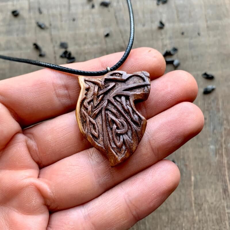 vkngjewelry Pendant Unique Plum Wood Norse Design Wolf Pendant