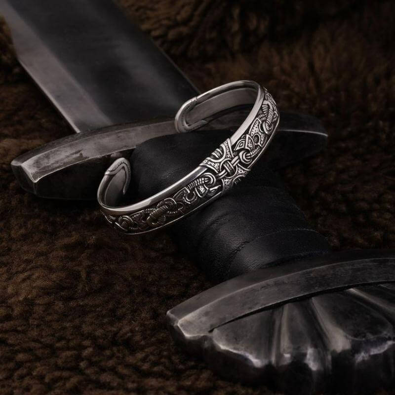 Wikinger Kunst Armreif | Handgefertigt | Viking Schmuck – vkngjewelry