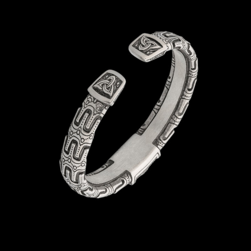 vkngjewelry Bracelet VEGVISIR and TRIQUETRA VIKING ARMRING