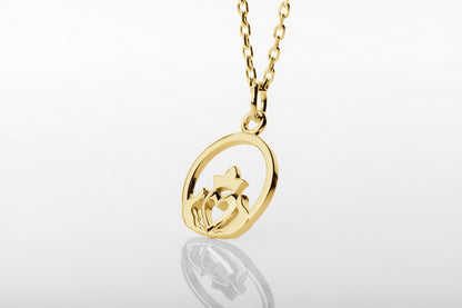 vkngjewelry Pendant Claddagh Celtic Pendant - Symbol of Love, Loyalty & Friendship