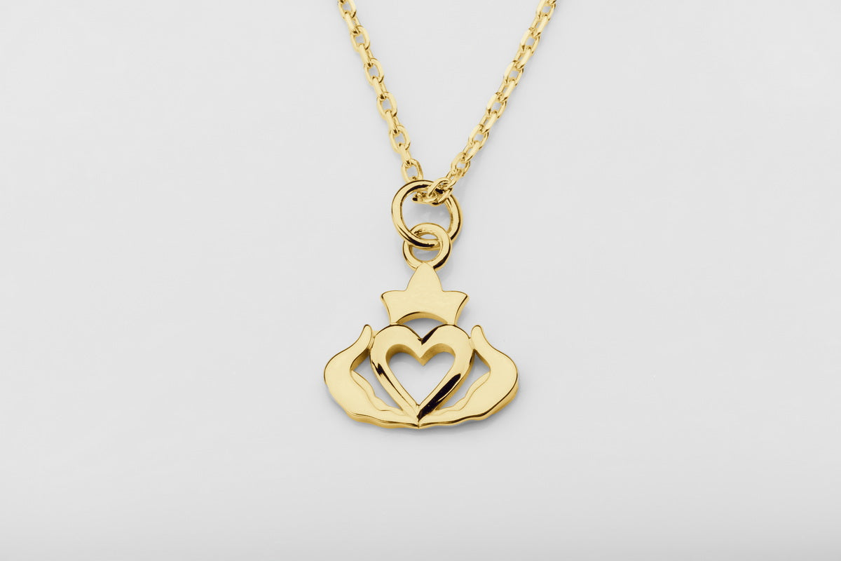 vkngjewelry Pendant Claddagh Celtic Pendant - Symbol of Love, Loyalty & Friendship V2