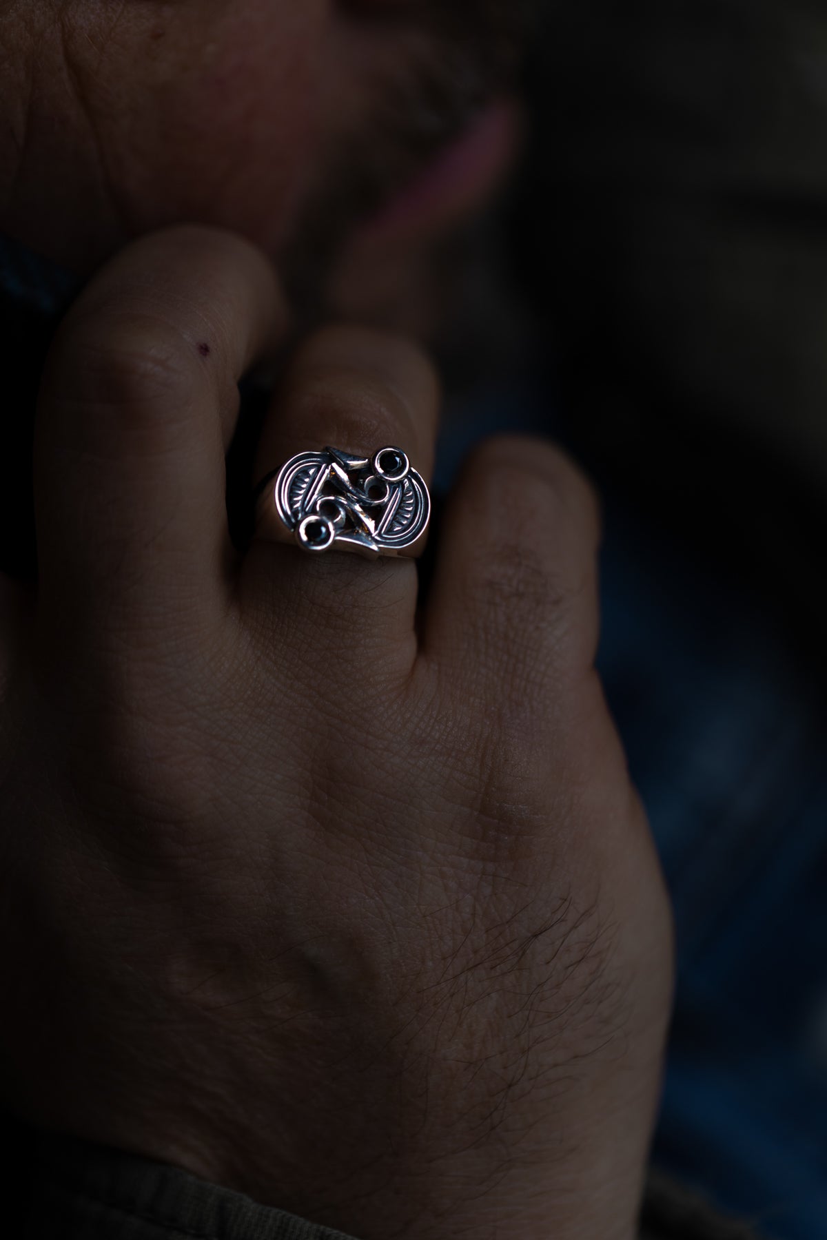 vkngjewelry Ring Frankish S Brooch Ring in Silver with Black Spinel