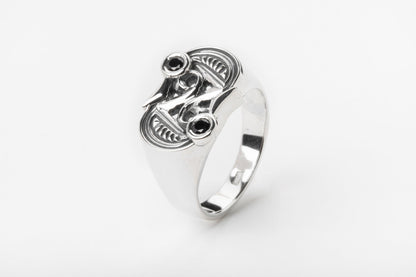 vkngjewelry Ring Frankish S Brooch Ring in Silver with Black Spinel