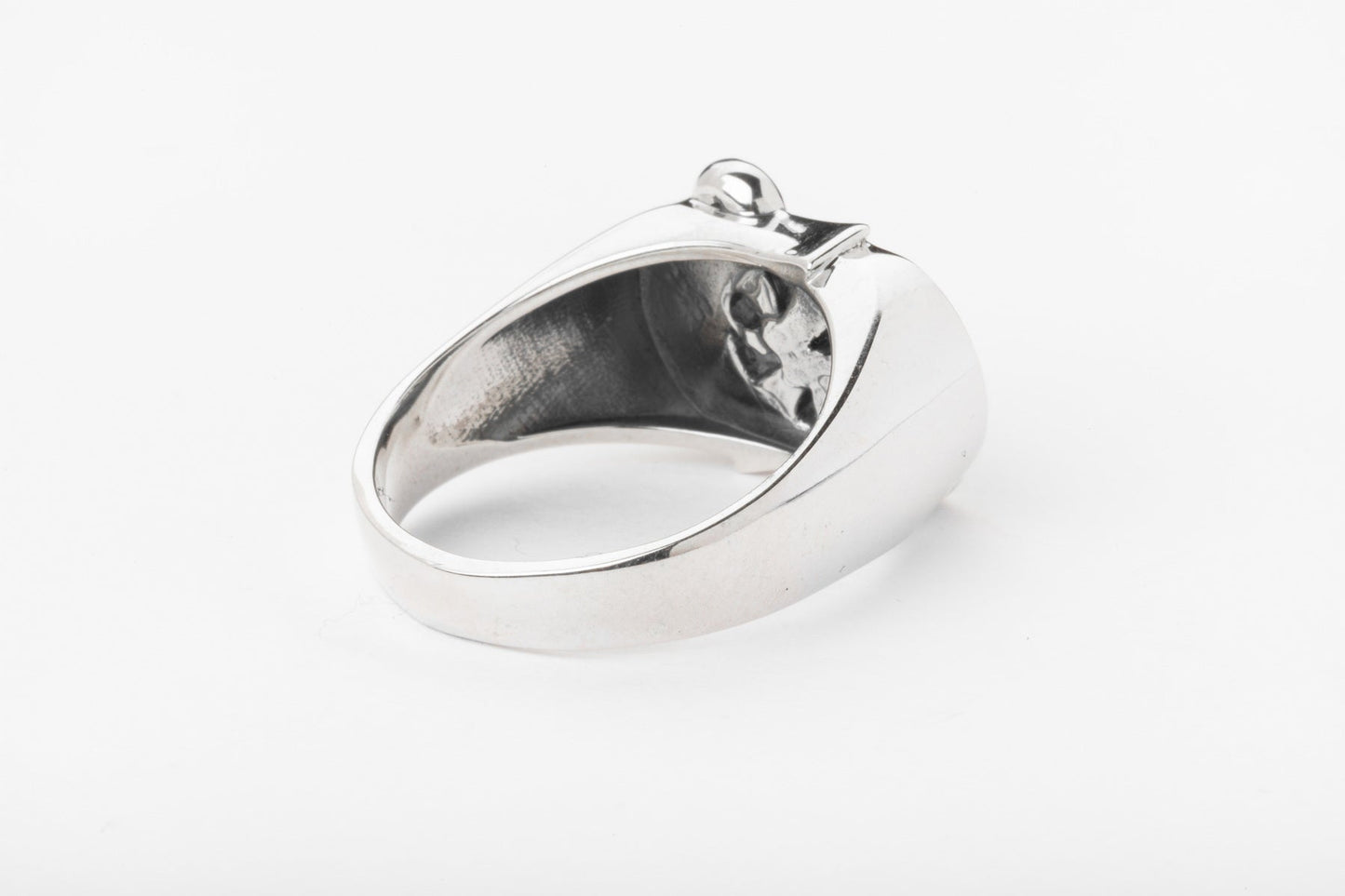 vkngjewelry Ring Frankish S Brooch Ring in Silver with Black Spinel