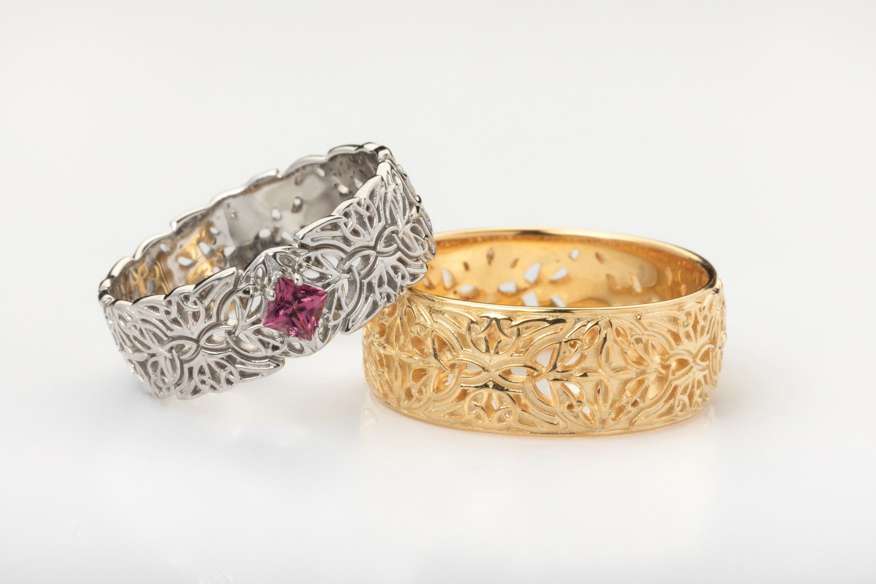 vkngjewelry Ring Gold Triquetra Wedding Ring with Garnet, Handmade Viking Jewelry