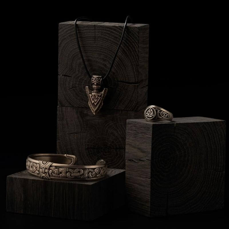 vkngjewelry Pendant Bronze Valknut Odin's Spear Gungnir