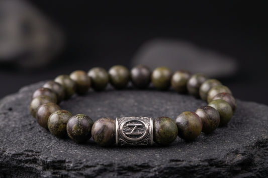 vkngjewelry Bracelet Hancrafted Viking Bracelet in Green Jasper with Rune Bead