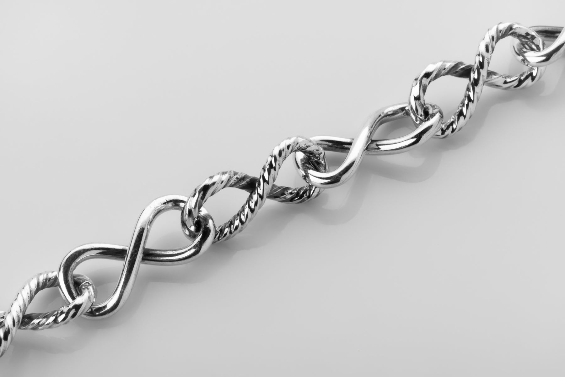 vkngjewelry Pendant Sterling Silver Twisted Infinity Link Chain in Rope Style