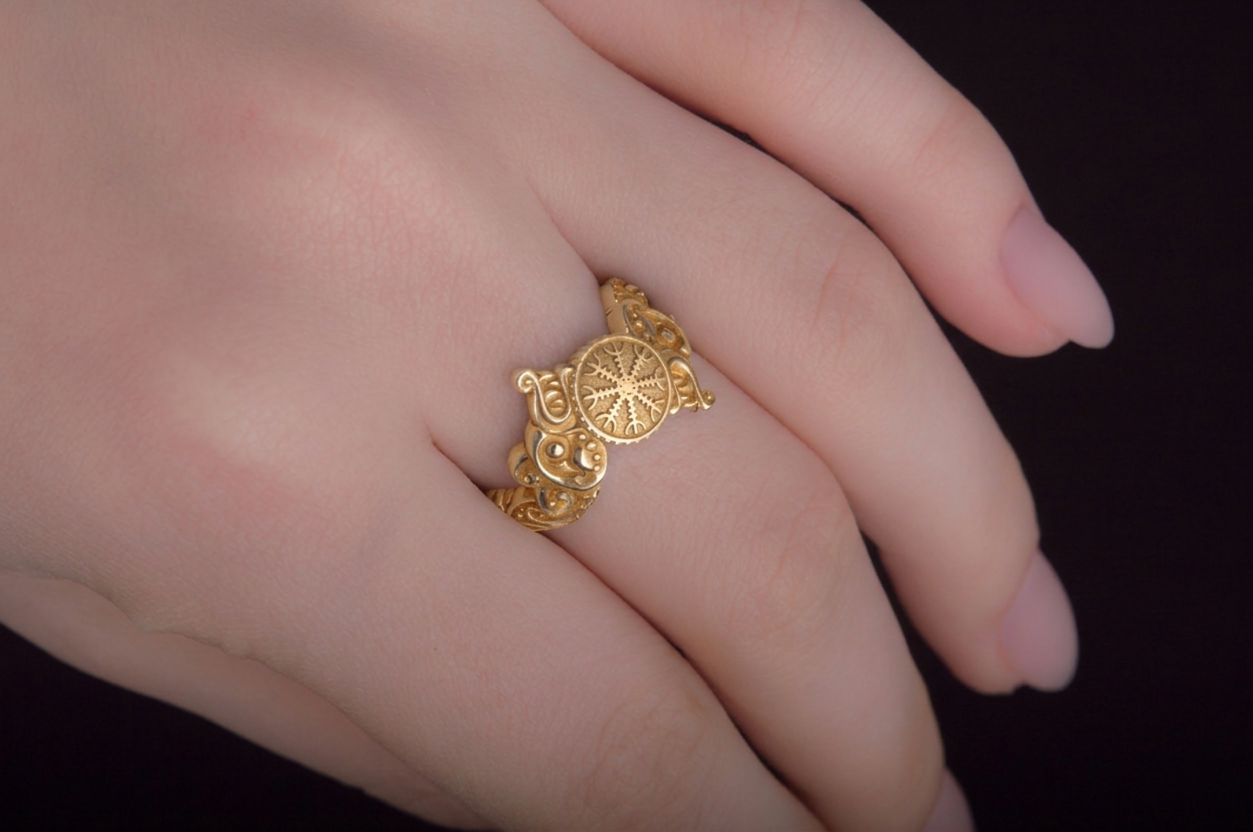 vkngjewelry Ring Handcrafted Helm of Awe Symbol and Wolf Ornament Gold Ring