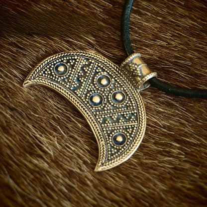 vkngjewelry Pendant Lunula Amulet with Granulation and Filigree