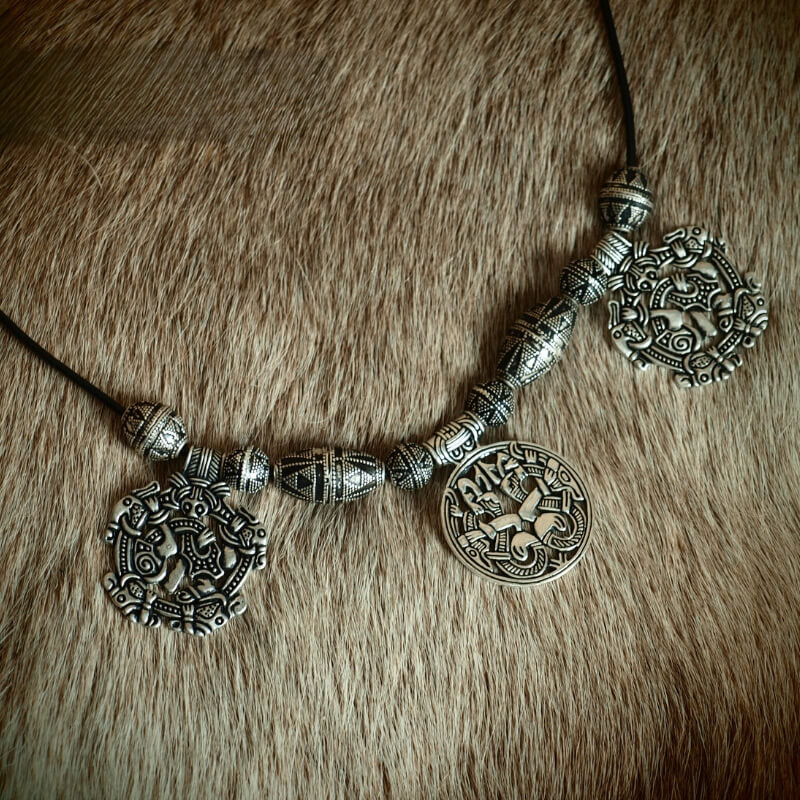 vkngjewelry Pendant Necklace from Vårby