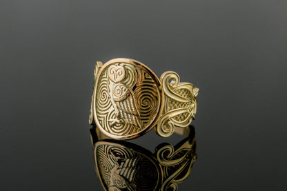 vkngjewelry Ring Handcrafted Owl Symbol with Ornament Gold Ring