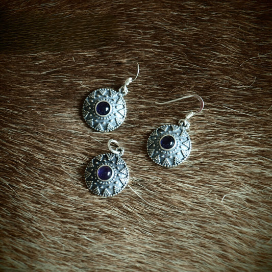 vkngjewelry boucle d'oreilles Pendant and Earrings from Magna Moravia
