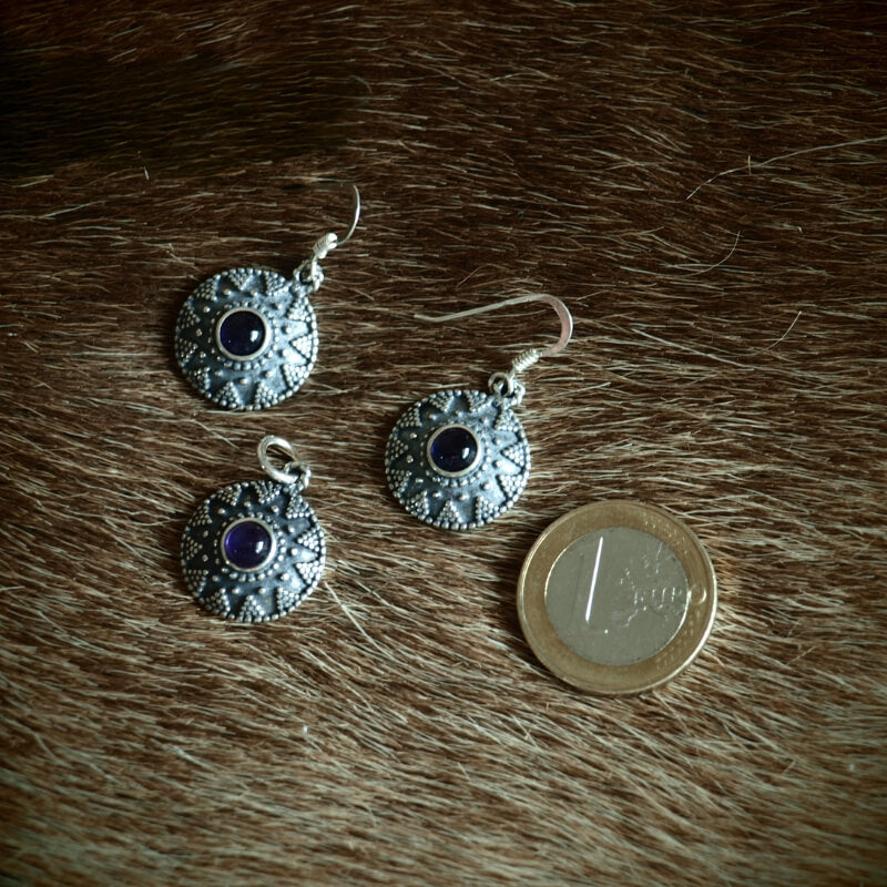 vkngjewelry boucle d'oreilles Pendant and Earrings from Magna Moravia