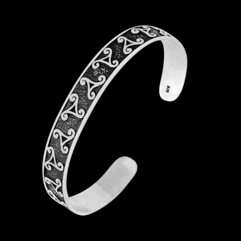 vkngjewelry Bracelet Silver Triskelion Knot Bangle