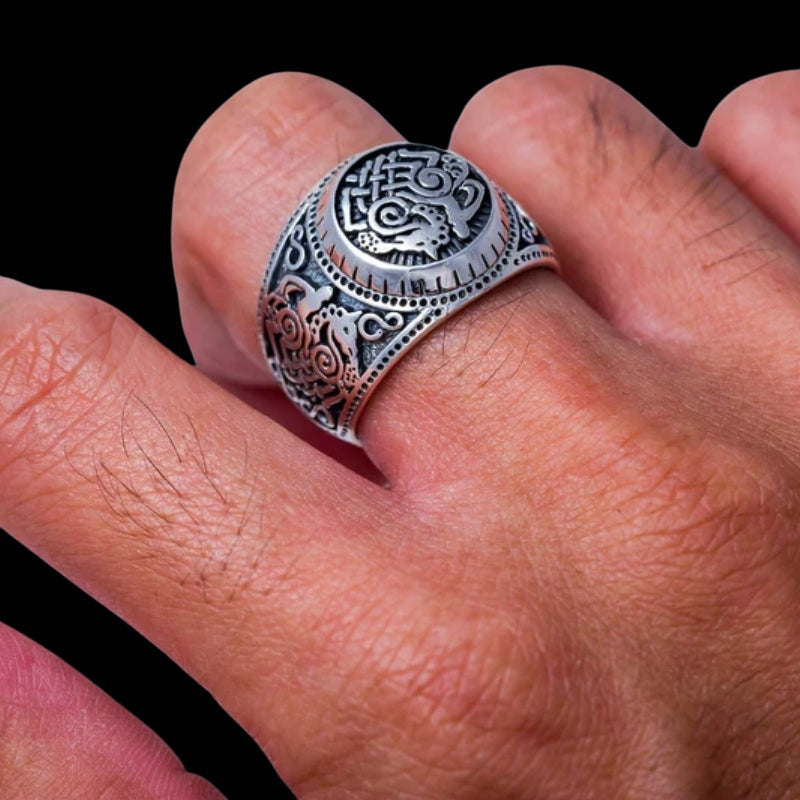 Anillo de sello de plata pulida