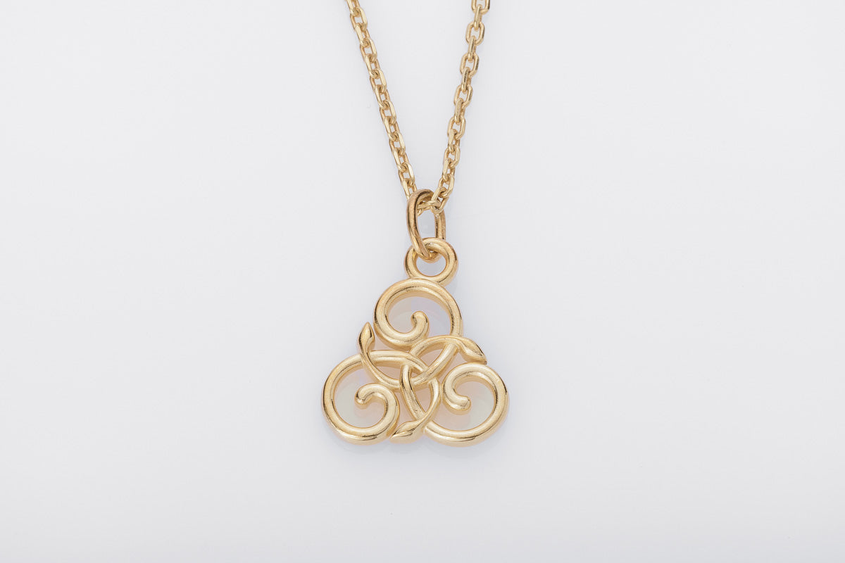 vkngjewelry Pendant Handcrafted Slim Celtic Triskel Gold Pendant