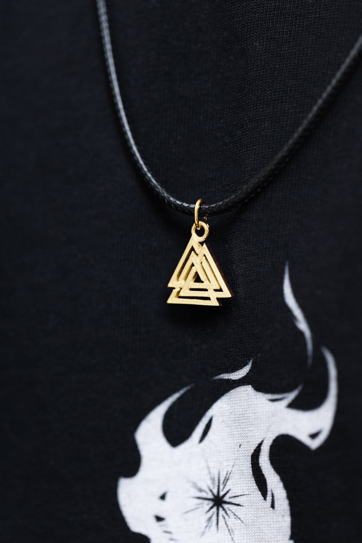 vkngjewelry pendentif Handcrafted Slim Valknut Gold Pendant