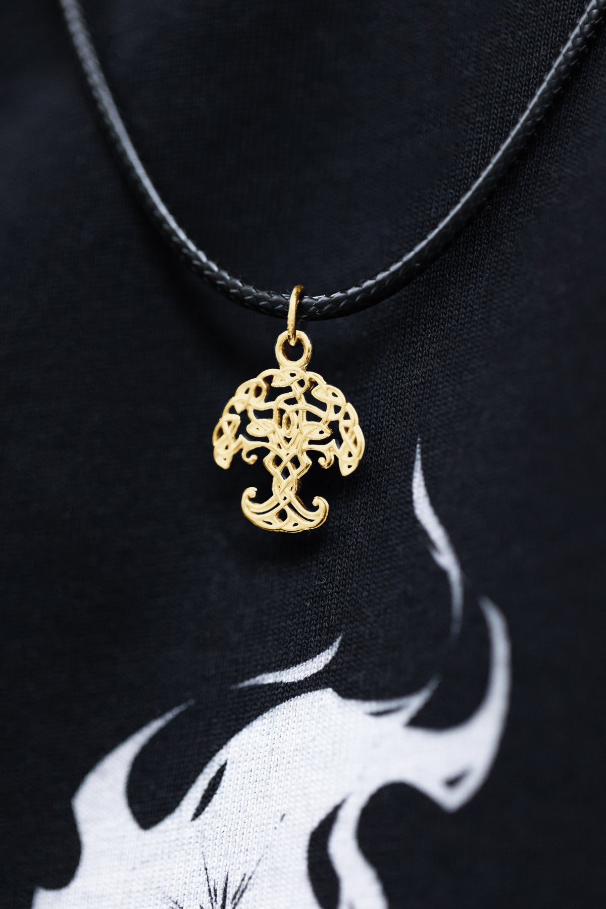 vkngjewelry Pendant Handcrafted Slim Yggdrasil Gold Pendant