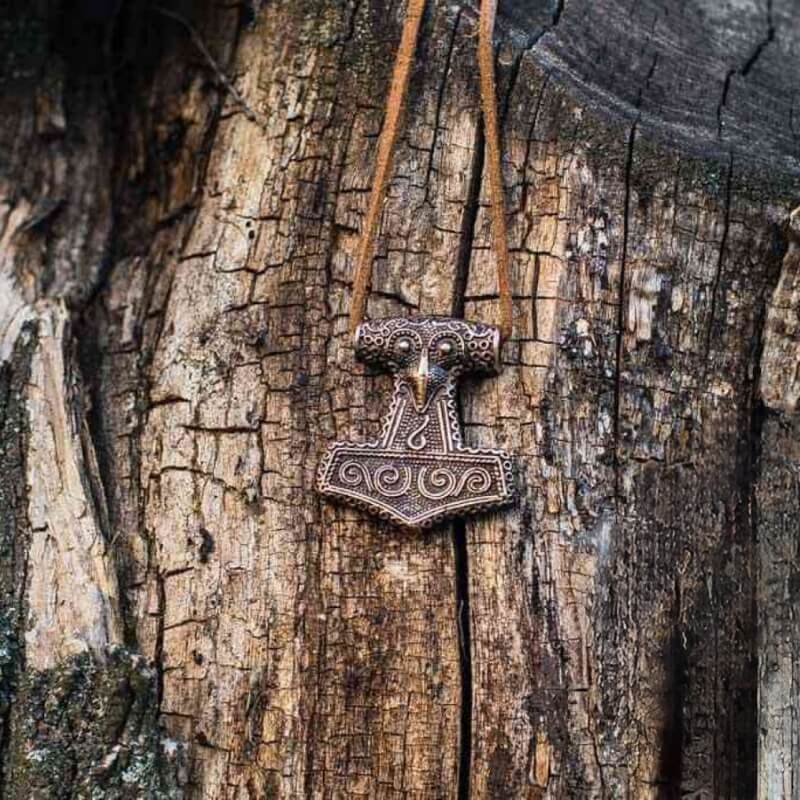 Necklace Celtic Thor's Hammer Pendant Mjolnir Mjollnir Pagan Viking red  beads Jewellery UK