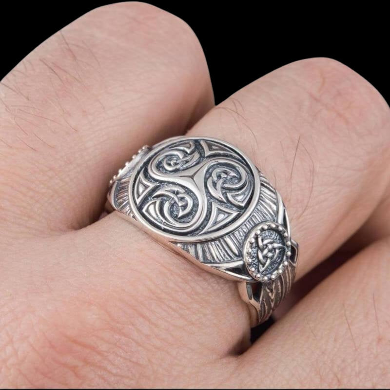 vkngjewelry Bagues Handcrafted Triskelion Symbol Sterling Silver Ring