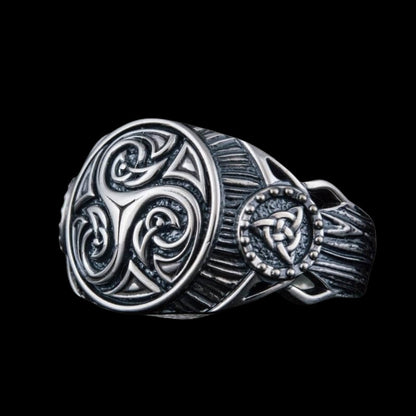 vkngjewelry Bagues Handcrafted Triskelion Symbol Sterling Silver Ring