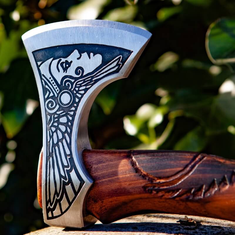 vkngjewelry hache Valkyrie Camping Hatchet