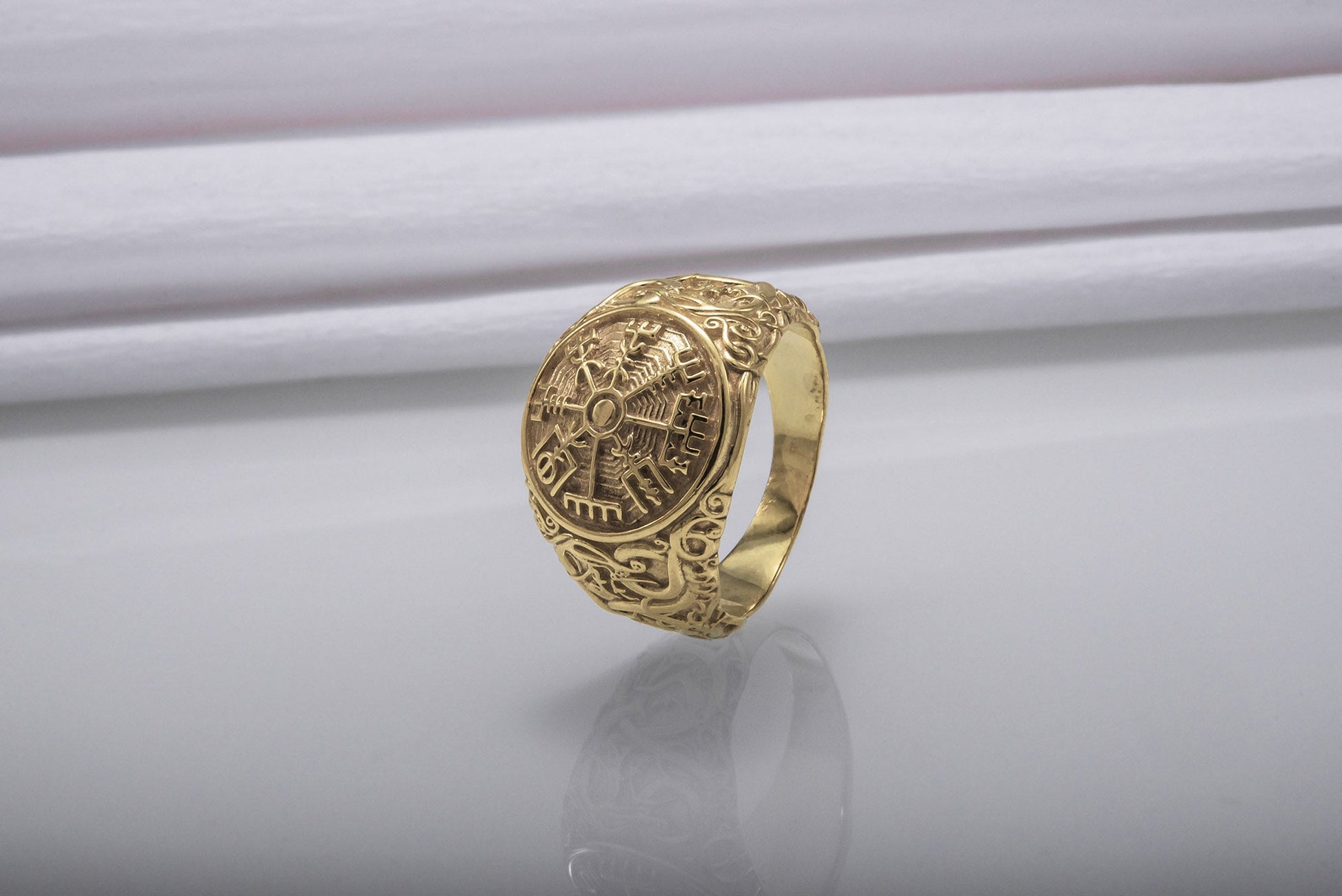 vkngjewelry Ring Handcrafted Vegvisir Symbol with Urnes Style Gold Ring