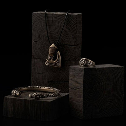 vkngjewelry Pendant Viking Axe Bronze Pendant