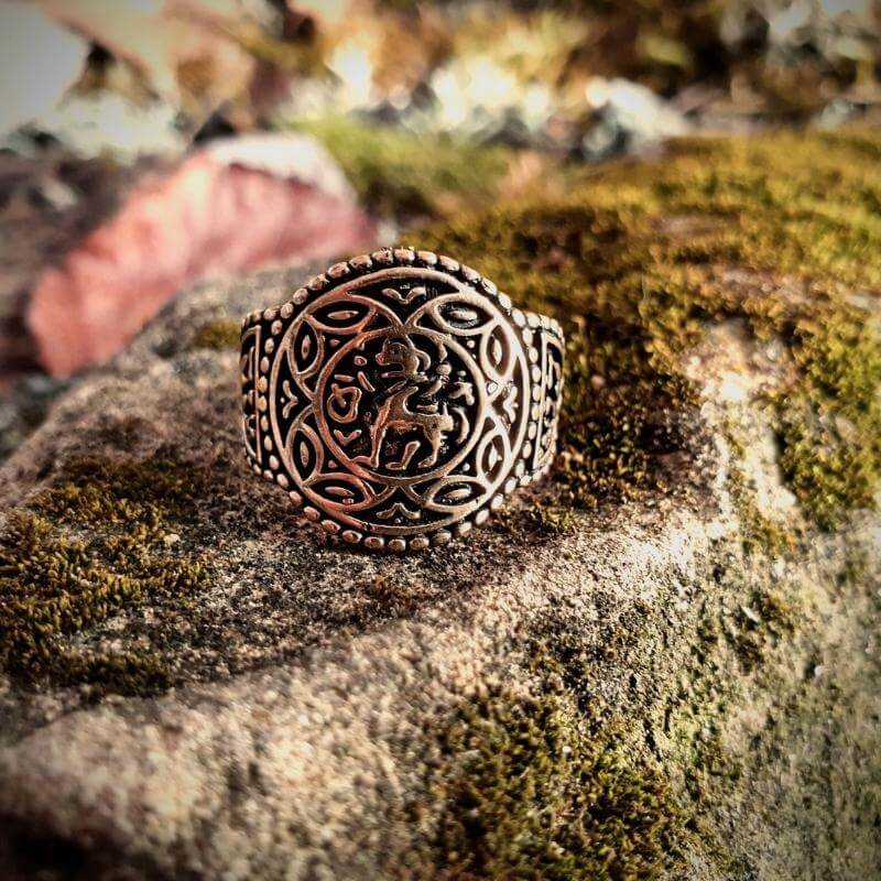 Handcrafted Anglo-Saxon Ring of Æthelswith Bronze – vkngjewelry