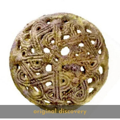 vkngjewelry brooch Finlandia Brooch Bronze