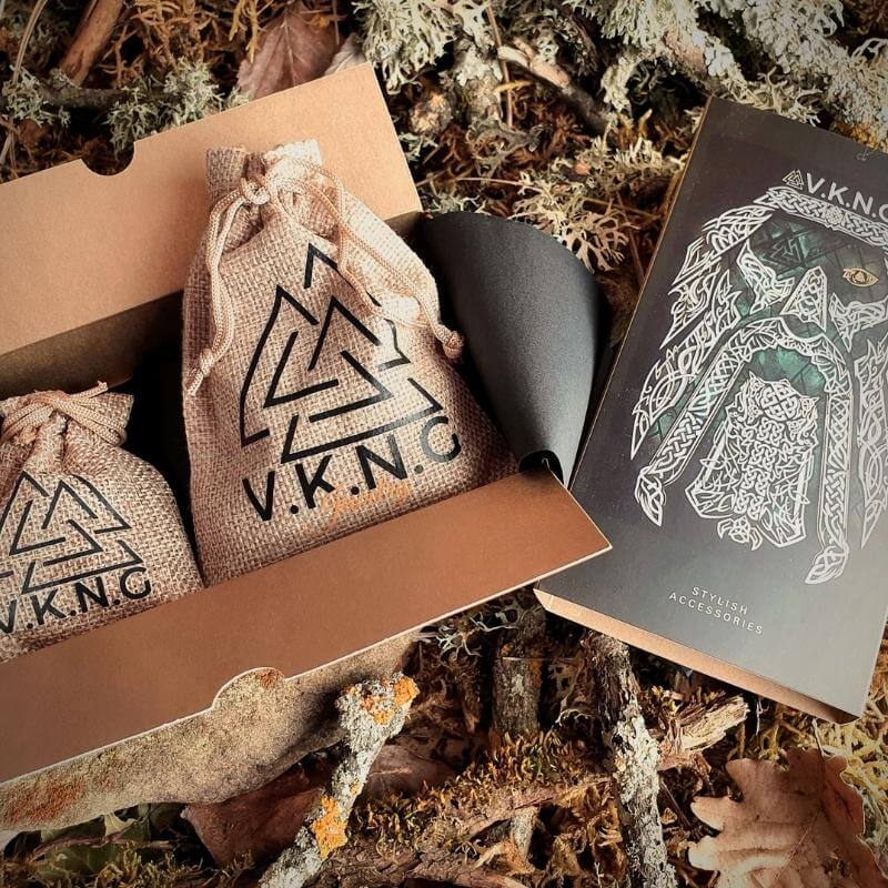 vkngjewelry Gift Boxes & Tins Gift Box Raven Skull and Viking Hair Beads