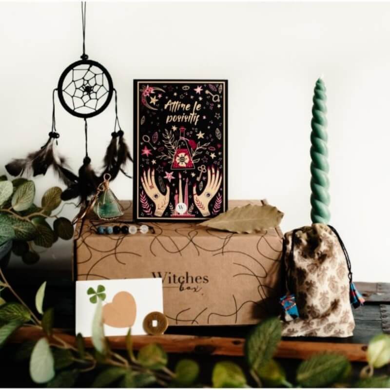 vkngjewelry runes Witches Box - 1-year subscription